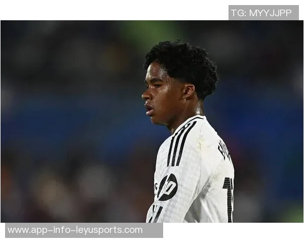 西西尼奥谈恩德里克在皇马的前景建议他若无机会应考虑离开 西西尼奥谈恩德里克在皇马的前景建议他若无机会应考虑离开