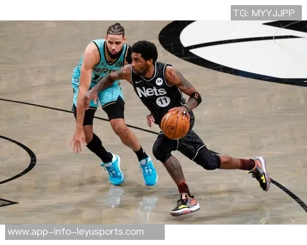 克尼佩尔下半场发力却三分失准11投5中仅得12分4篮板表现平平 克尼佩尔下半场发力却三分失准11投5中仅得12分4篮板表现平平