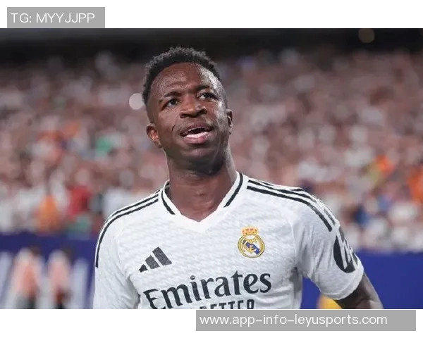 沙特计划明夏引进维尼修斯年薪10亿与阿隆索关系紧张