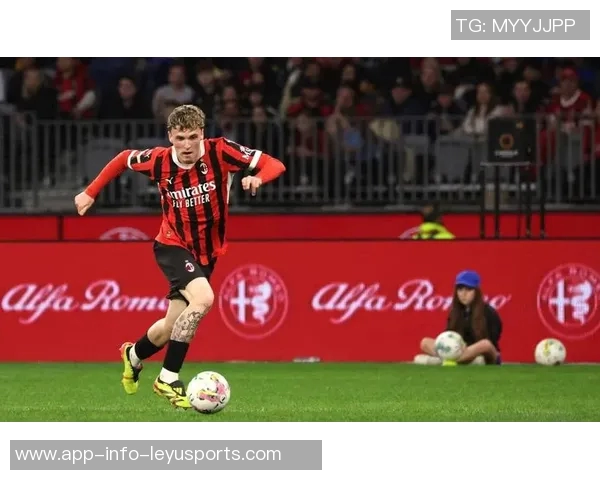 桑德兰与西汉姆联争夺S希门尼斯AC米兰或将考虑出售他 桑德兰与西汉姆联争夺S希门尼斯AC米兰或将考虑出售他