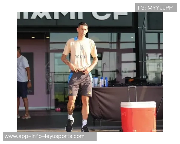 阿根廷队在迈阿密国际基地举行首场训练备战新赛季 阿根廷队在迈阿密国际基地举行首场训练备战新赛季