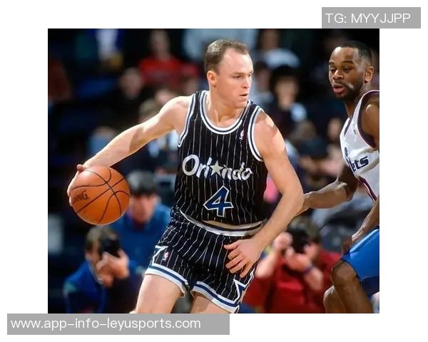 凯尔登赞米奇教练为卓越领袖全明星执教展现榜样力量